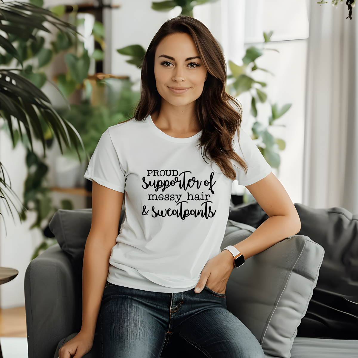 Orgulloso defensor del cabello desordenado y los pantalones deportivos. Transferencia DTF para prendas blancas. Solo transferencia DTF, sin prenda.